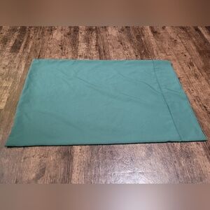 Amazon Basics Soft Polyester Microfiber Green Standard Pillowcase 1 PC.